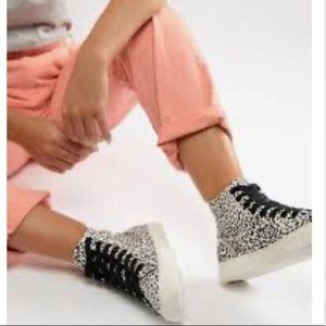 ASOS DESIGN high top trainers